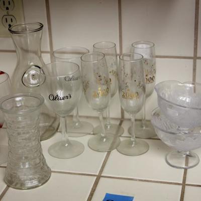 Lot 97: Collectible Glasseware 