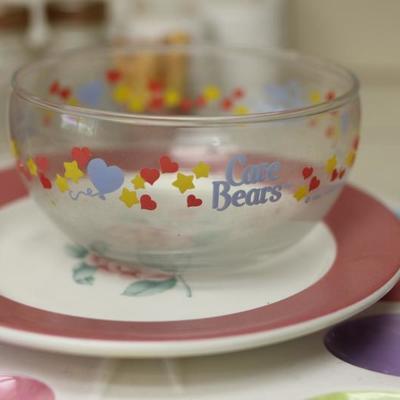 Lot 99: Holiday and Collectible Care Bare Bowl