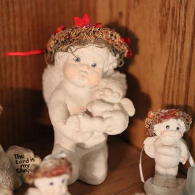 Lot 34: 10 Dreamsicles Angel Collectibles