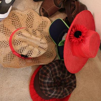 Lot 81: Misc Boots, Hats, Shoes Accesories
