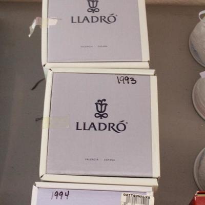 Lot 7: Five Lladro Collectible Bells 1992-1996