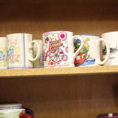 Lot 100: HUGE Mug Lot!