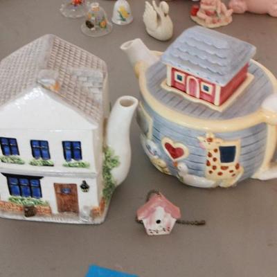 Lot 9: Two Teapots
