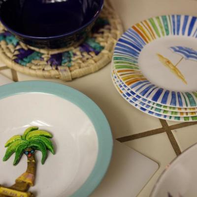 Lot 94: Misc. Blue/White Dishes