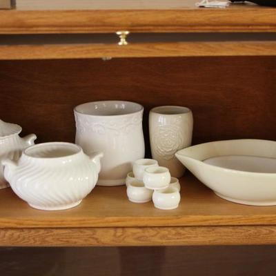 Lot 88: White Ceramic Pieces & Napkin RIngs