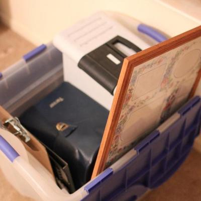 Lot 50: Misc. Office Tub