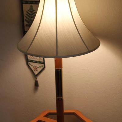 Lot 41: Vintage Table Lamp, Framed Print, Fern Scroll