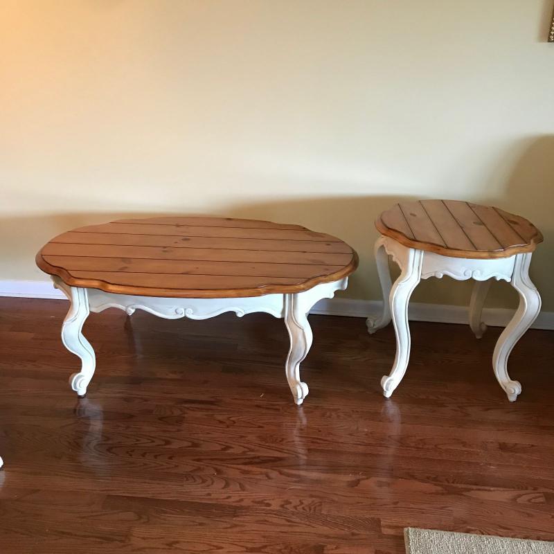 Lot 26 Matching Coffee Table and Side Table