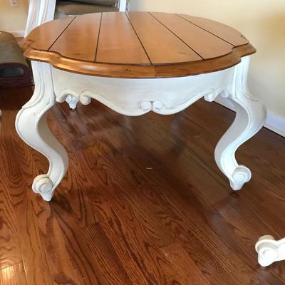 Lot 26 - Matching Coffee Table and Side Table