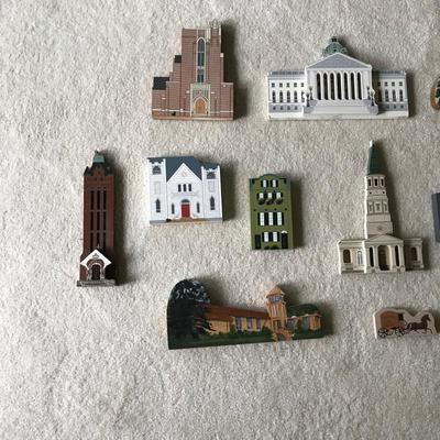 Lot 64 - Sheilaâ€™s Charleston Collectible Houses and more