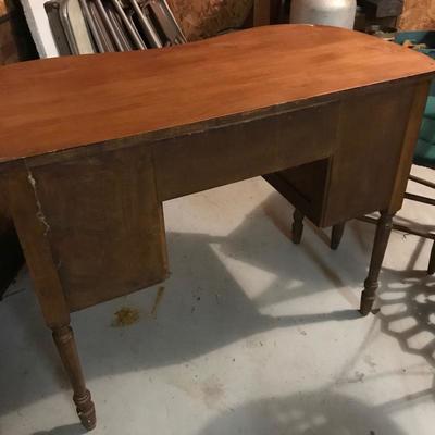 Lot 106 - Desk and Chair