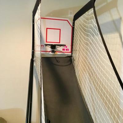 Indoor Arcade Style Basketball game 