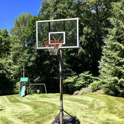 Outdoor Portable Basketball Hoop