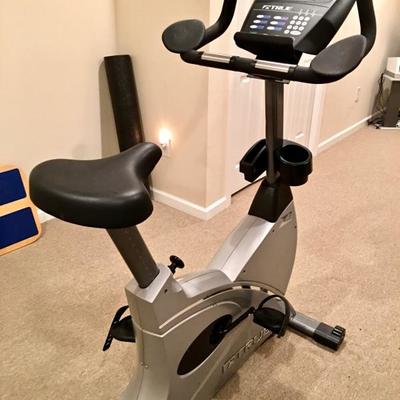 True-Z-7U Exercise Bike