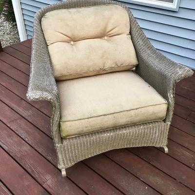 Lloyd Flanders "Embassy" Outdoor Seating 