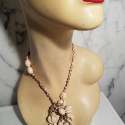 Vtg Long strand Sea Shells necklace south Pacific