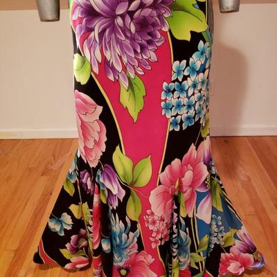 CACHE' silk floral & Frech lace Mermaid low cut maxi cocktail gown