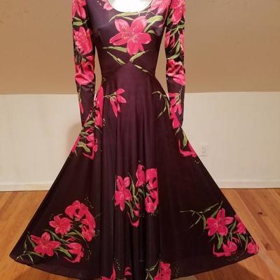 Vintage Boho chic red/pink Lilly floral on brown jersey maxi full sweep