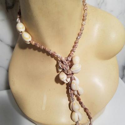 Vtg Long strand Sea Shells necklace south Pacific