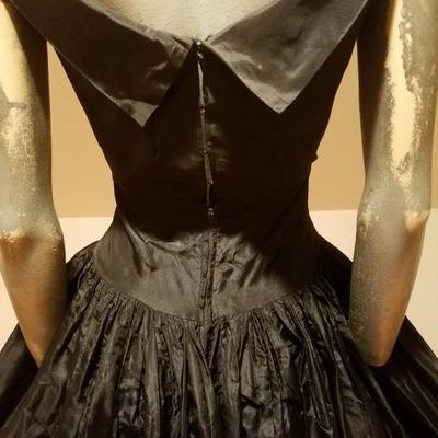 Circa 1930 Glamorous embellished Taffeta gown Registered Fashion Guild