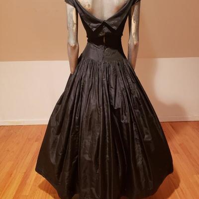 Circa 1930 Glamorous embellished Taffeta gown Registered Fashion Guild