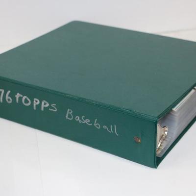 1976 TOPPS Baseball Cards Set in Binder 530 Cards Lot #612-57