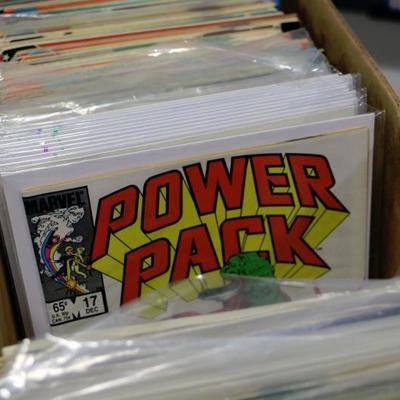 310 Comic Books Lot - Marvel 100, DC 150, Indie 60 - 1 Long Box #710-62