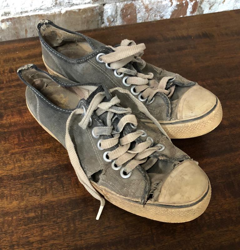 Old tennis shoes outlet