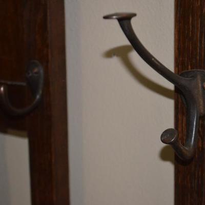 VINTAGE WOOD HALLTREE LIGHT WEIGHT