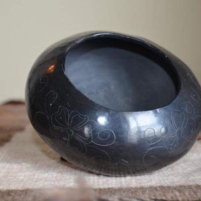 SIGNED GARCIA BLACK 6" DIAMETER FOOTED POT BLACK CLAY