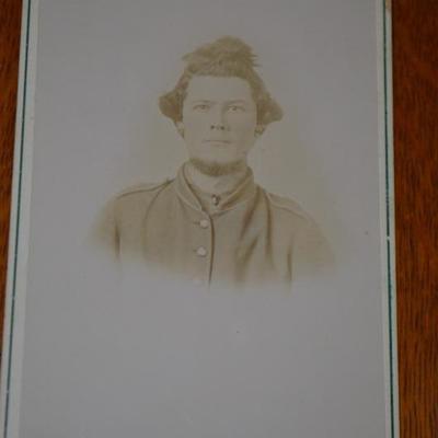 CIVIL WAR SOLDIER CABINET CARD FADDED