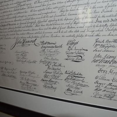 40"X30" FRAMED DECLARATION OF INDEPENDENCE W/ LIGHT