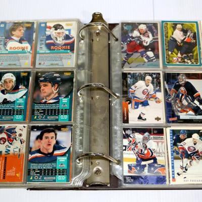 NY Islanders Hockey Cards Set in Binder - Lot #724-05