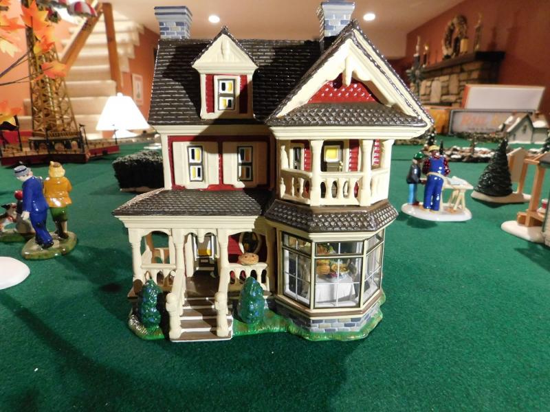 Thanksgiving at Grandma's House Department 56 Snow Village Series