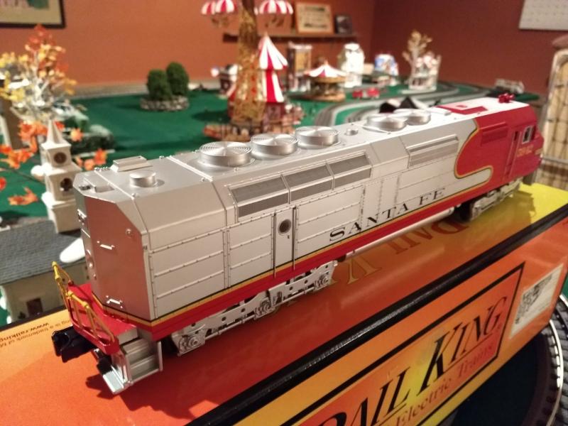 Rival King MTH Santa Fe Model Train Diesel Engine with Sound and Lights