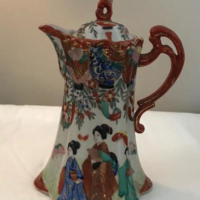 Japanese Red Floral Tea Pot with cover