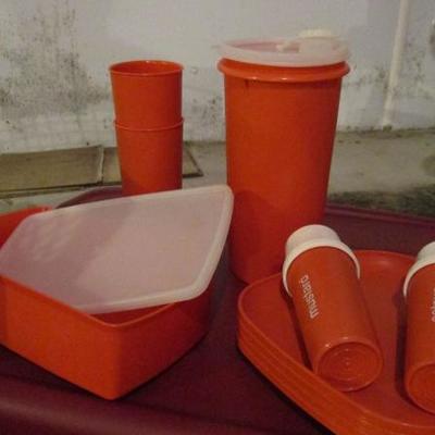 Misc Household Items with Tupperware