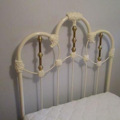 Antique Bed - Single 