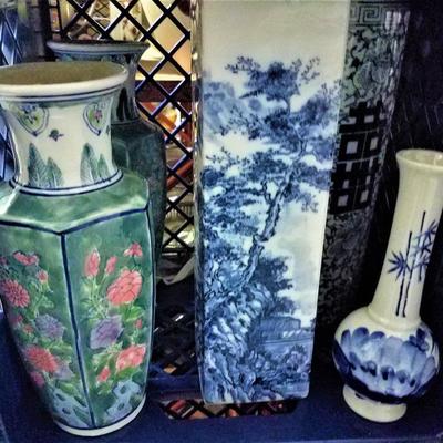 Lot 52: Various Oriental Vases