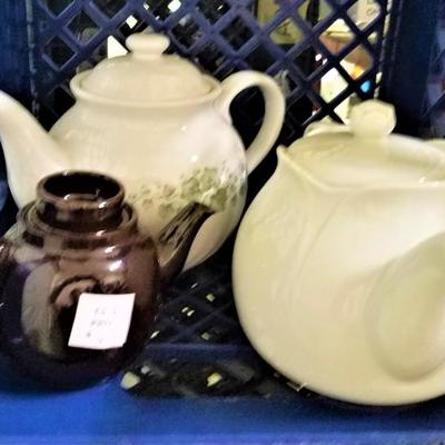 Lot 53: Misc. Teapots