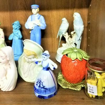 Lot 75: Collectible Figurines