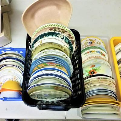 Lot 41: Whole Bunch of Misc. Plates