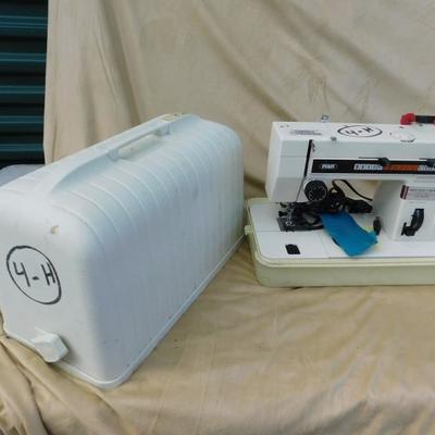 Pfaff Hobbymatic 806 Sewing Machine