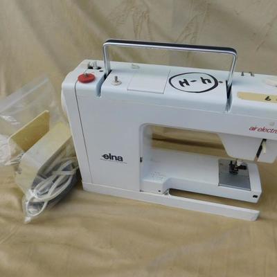 Elna Air Electric SU Multiprogram Swiss Sewing Machine