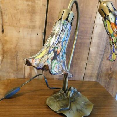 Tulip Bloom Metal Frame and Glass Shade Electic Desk Lamp
