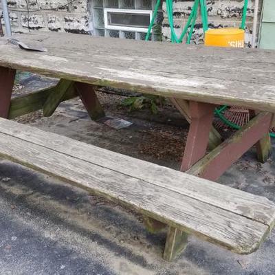 Picnic Table 