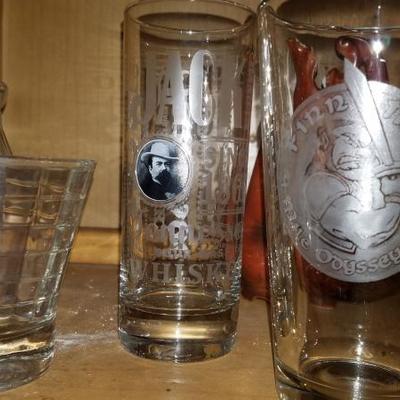 Cupboard 1 - glasses