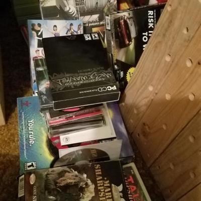 Computer and Gaming and Movie Items