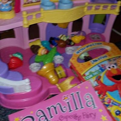 Girls Toy Set - Castle
