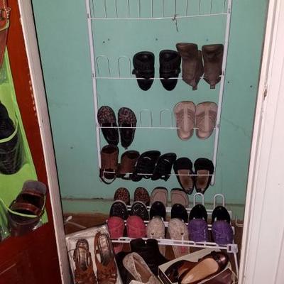 Women's sz 6 Shoe Collection Many NIB